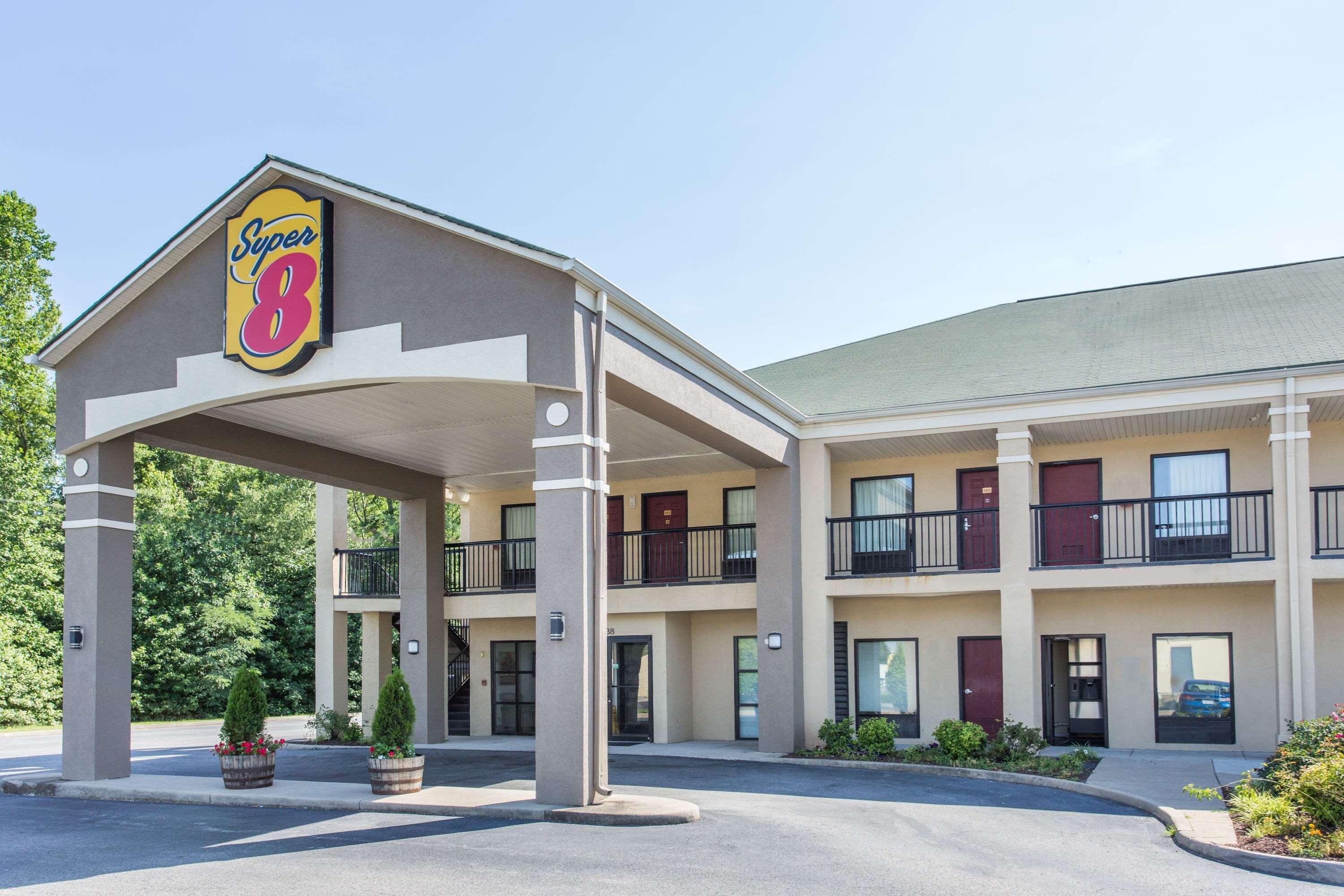 Super 8 By Wyndham Petersburg Motel Kültér fotó